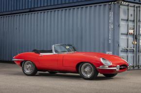 Jaguar E-Type photo