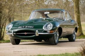 Jaguar E-Type photo