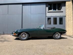 Jaguar E-Type photo