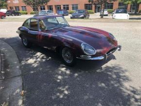 Jaguar E-Type photo