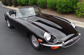 Jaguar E-Type photo