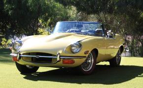 Jaguar E-Type photo