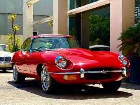 Jaguar E-Type photo