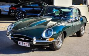 Jaguar E-Type photo