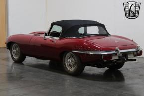 Jaguar E-Type photo