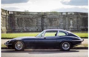 Jaguar E-Type photo