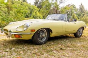 Jaguar E-Type photo