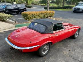 Jaguar E-Type photo