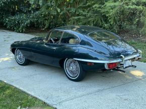 Jaguar E-Type photo