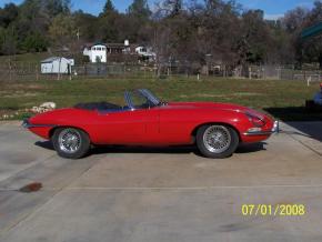 Jaguar E-Type photo