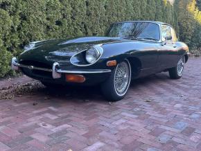 Jaguar E-Type photo