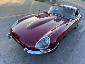 Jaguar E-Type photo