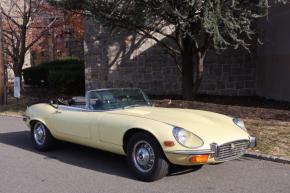 Jaguar E-Type photo