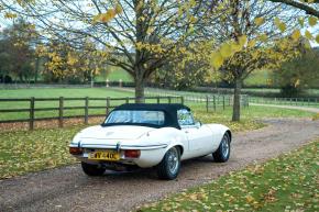 Jaguar E-Type photo