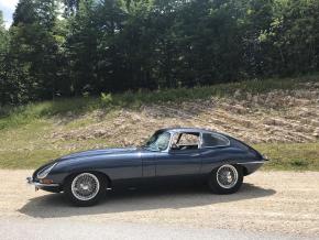 Jaguar E-Type photo