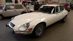 Jaguar E-Type photo