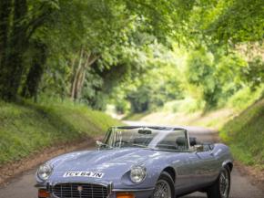 Jaguar E-Type photo