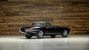 Jaguar E-Type photo