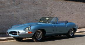 Jaguar E-Type photo