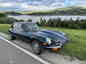 Jaguar E-Type photo