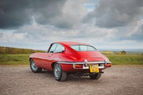 Jaguar E-Type photo