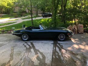 Jaguar E-Type photo