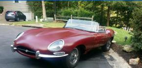 Jaguar E-Type photo