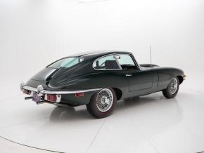 Jaguar E-Type photo