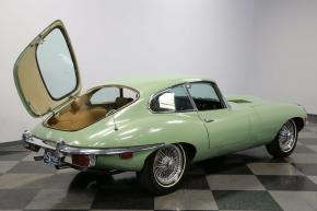 Jaguar E-Type photo