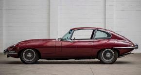 Jaguar E-Type photo