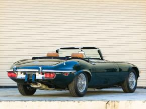 Jaguar E-Type photo