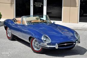 Jaguar E-Type photo