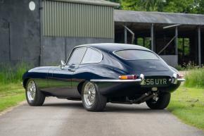 Jaguar E-Type photo