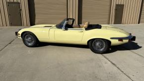 Jaguar E-Type photo