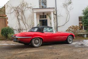 Jaguar E-Type photo