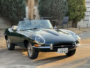 Jaguar E-Type photo