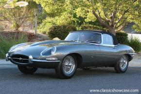 Jaguar E-Type photo