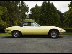 Jaguar E-Type photo