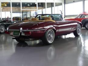 Jaguar E-Type photo