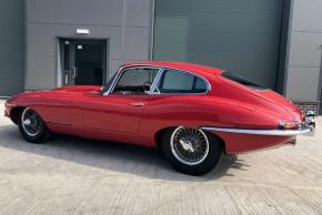 Jaguar E-Type photo