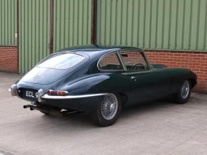 Jaguar E-Type photo