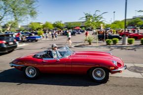 Jaguar E-Type photo