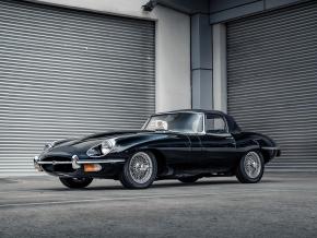 Jaguar E-Type photo