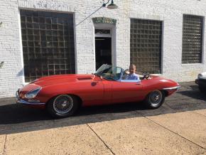 Jaguar E-Type photo