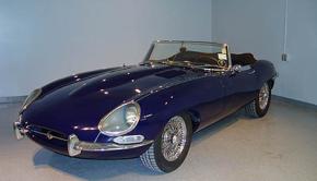 Jaguar E-Type photo