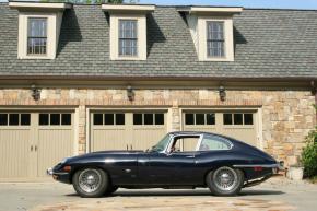 Jaguar E-Type photo