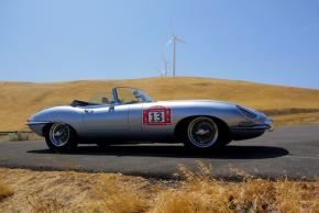 Jaguar E-Type photo