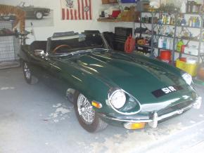 Jaguar E-Type photo