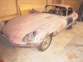 Jaguar E-Type photo