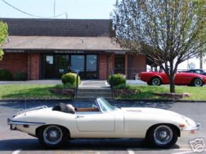 Jaguar E-Type photo